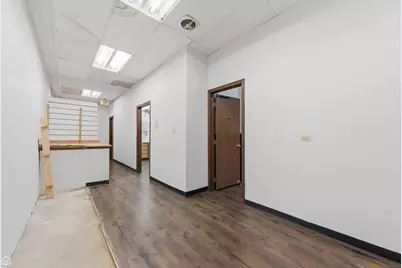 8507 S Roberts Road, Justice, IL 60458 - Photo 14