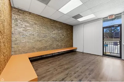 8507 S Roberts Road, Justice, IL 60458 - Photo 4