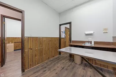 8507 S Roberts Road, Justice, IL 60458 - Photo 8