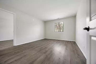 21 N Park Boulevard #B, Streamwood, IL 60107 - Photo 10