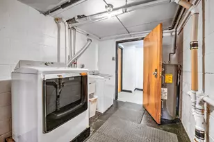 10411 S Komensky Ave, Oak Lawn, IL 60453 - Photo 14