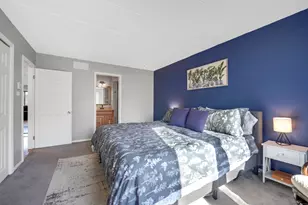 10411 S Komensky Ave, Oak Lawn, IL 60453 - Photo 10