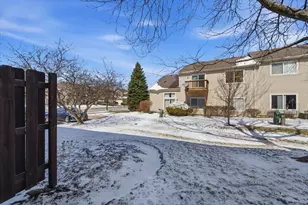 245 Nicole Dr, South Elgin, IL 60177 - Photo 20