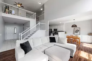 21543 Eich Dr, Crest Hill, IL 60403 - Photo 4