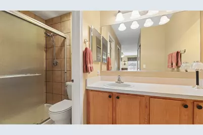 [Address not provided], East Dundee, IL 60118 - Photo 18