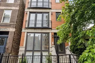 1532 N Campbell Ave, Chicago, IL 60622 - Photo 1