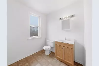 11735 S Indiana Avenue, Chicago, IL 60628 - Photo 10