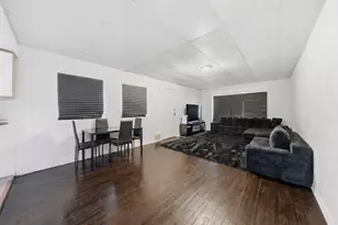 11735 S Indiana Ave, Chicago, IL 60628 - Photo 6