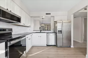 450 N Main St, Wauconda, IL 60084 - Photo 8