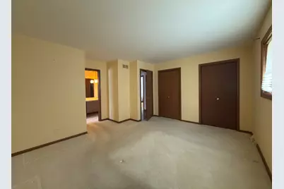 7700 Apple Tree Lane, Willowbrook, IL 60527 - Photo 14