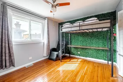 8738 S Troy Avenue, Evergreen Park, IL 60805 - Photo 24