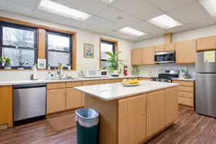 9332 Landings Ln, Des Plaines, IL 60016 - Photo 22