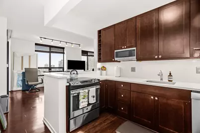 400 N La Salle Drive #4501, Chicago, IL 60654 - Photo 6