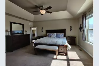 2375 Kelsey Court, Lindenhurst, IL 60046 - Photo 14