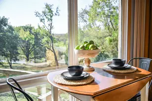 41W331 Empire Rd, Saint Charles, IL 60175 - Photo 8