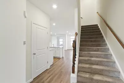 608 Switchgrass Way #61003, Bolingbrook, IL 60490 - Photo 4