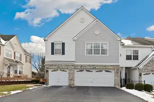 133 Arboretum Dr, Lombard, IL 60148 - Photo 1