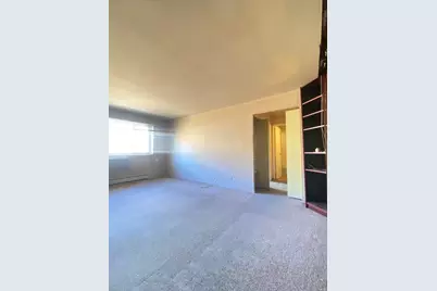 1060 W Hollywood Avenue #412, Chicago, IL 60660 - Photo 4