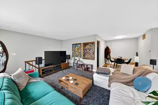 206 Nantucket Harbor, Schaumburg, IL 60193 - Photo 4