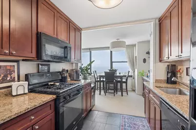 3430 N Lake Shore Drive #16L, Chicago, IL 60657 - Photo 10