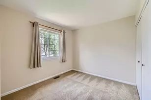 1208 Darnell Dr, Mundelein, IL 60060 - Photo 16