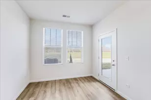 616 Switchgrass Ln, Bolingbrook, IL 60490 - Photo 10