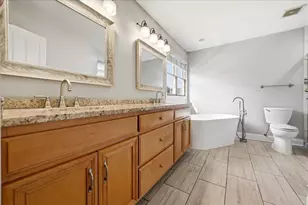 315 Louisa St N, Shorewood, IL 60404 - Photo 14