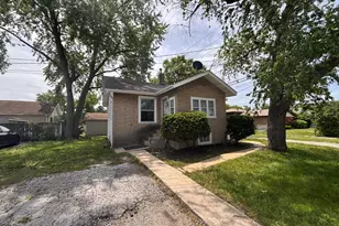 14 W 31st St, Steger, IL 60475 - Photo 2