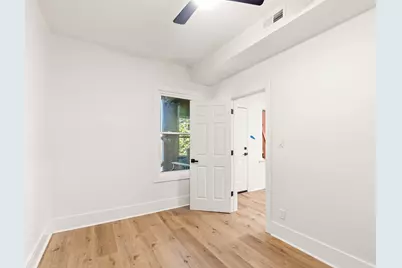2112 S Drake Avenue, Chicago, IL 60623 - Photo 26