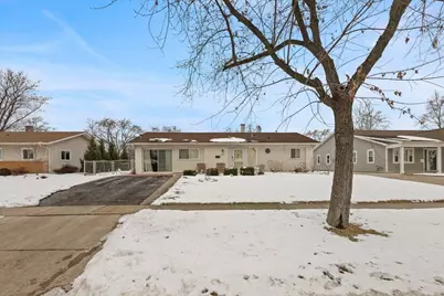 660 Flagstaff Lane, Hoffman Estates, IL 60169 - Photo 1