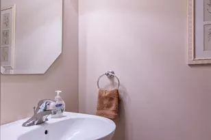 2490 Anna Wy, Elgin, IL 60124 - Photo 14