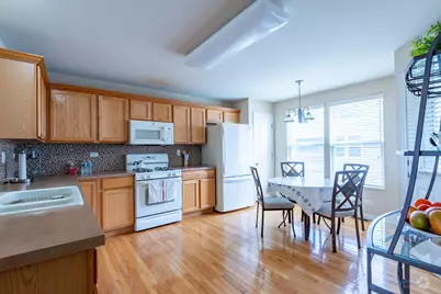 2490 Anna Way, Elgin, IL 60124 - Photo 8