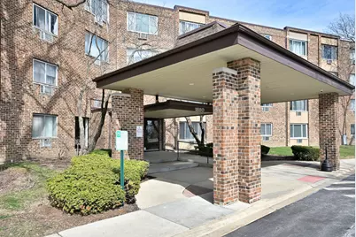 1880 Bonnie Lane #112, Hoffman Estates, IL 60169 - Photo 2