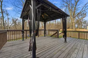 138 Emerald Dr, Streamwood, IL 60107 - Photo 36