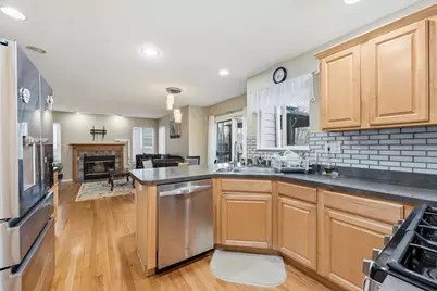 138 Emerald Drive, Streamwood, IL 60107 - Photo 10