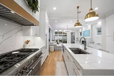 2042 N Honore Street, Chicago, IL 60614 - Photo 6