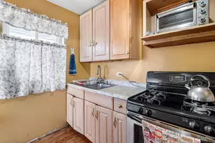 7300 W 56 Pl, Summit, IL 60501 - Photo 10