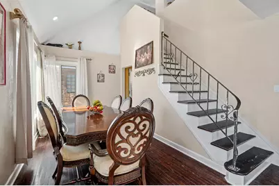 7300 W 56 Place, Summit, IL 60501 - Photo 8