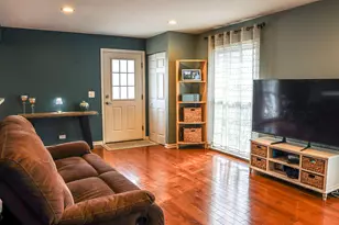 1682 Monticello Ct, Wheaton, IL 60189 - Photo 4