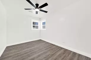 7845 S Kilpatrick Ave, Chicago, IL 60652 - Photo 10