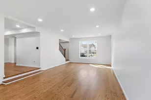 751 Aberdeen Ln, Buffalo Grove, IL 60089 - Photo 10