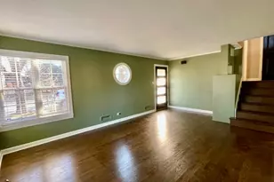 3701 W North Shore Ave, Lincolnwood, IL 60712 - Photo 4