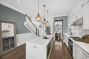 1616 N Hamlin Ave, Chicago, IL 60647 - Photo 8