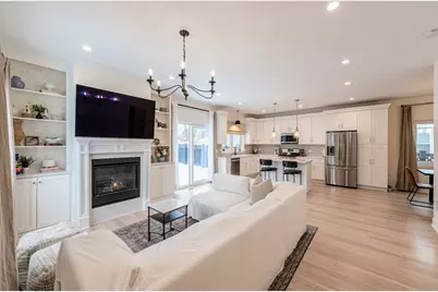 145 N Elmwood Avenue, Wood Dale, IL 60191 - Photo 8