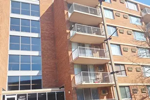 2211 S Stewart Ave, Lombard, IL 60148 - Photo 2