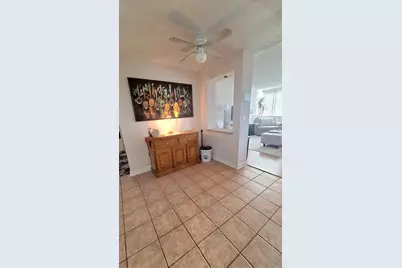 2211 S Stewart Avenue #4A, Lombard, IL 60148 - Photo 6