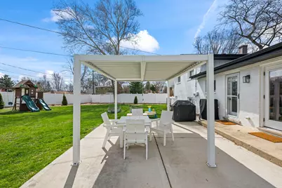 671 Hazel Court, Roselle, IL 60172 - Photo 38