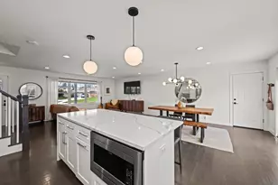 671 Hazel Ct, Roselle, IL 60172 - Photo 18