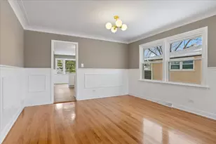 4536 W 100th Pl, Oak Lawn, IL 60453 - Photo 6