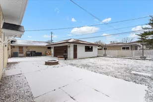 4536 W 100th Pl, Oak Lawn, IL 60453 - Photo 28